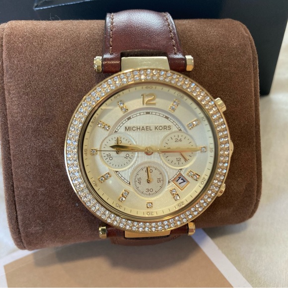 NIB - MICHAEL KORS Watch Gold tone, Brown Leather Strap with Crystals - Picture 7 of 9